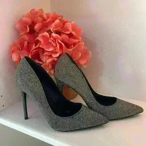 Steve Maddon Daisie Rhinestones worn once 9M